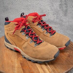 Columbia Newton Ridge Waterproof Hiking Boots Size 7 in Brown Suede
